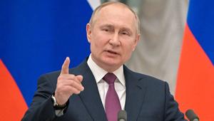Vladimir Putin recognizes two regions of East Ukraine