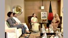Gandhi family meets with Prime Minister Sheikh Hasina