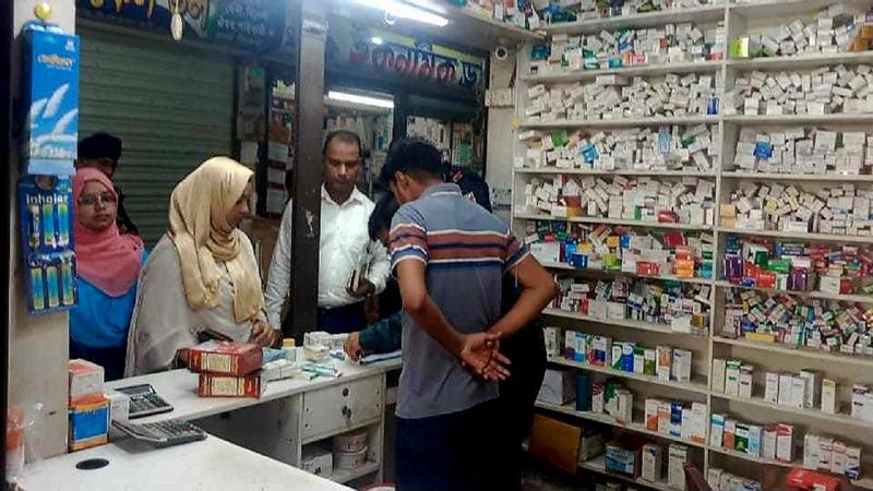 Photo: A joint operation was conducted by the Medicines Administration