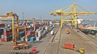 Exports of goods fell by 4 crore dollars in April