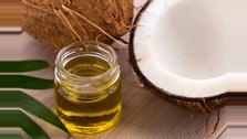 Coconut oil for proper hair care