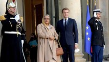 Warm reception to the Prime Minister at Elysee Palace