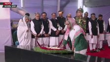 Prime Minister pays homage to Bangabandhu's portrait on Independence Day