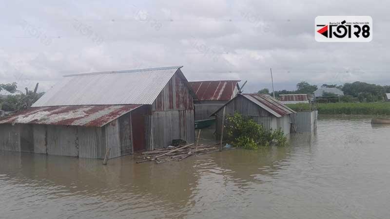 overall flood situation is getting alarming/photo: collected