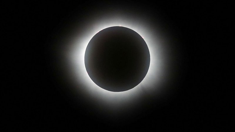 Total solar eclipse begins