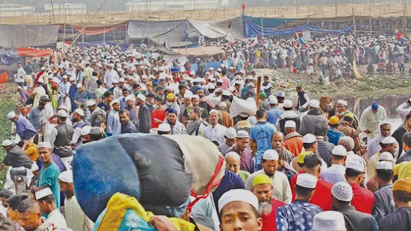 Second phase of Bishwa Ijtema: Pilgrims flock to the banks of Turag